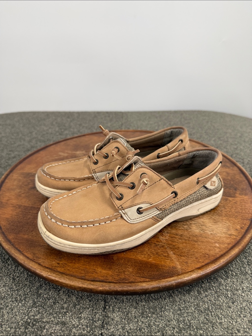 Sperry Shoes Boys 4 M Ivy Fish Loafer Casual Boat Tan Uniform Lace